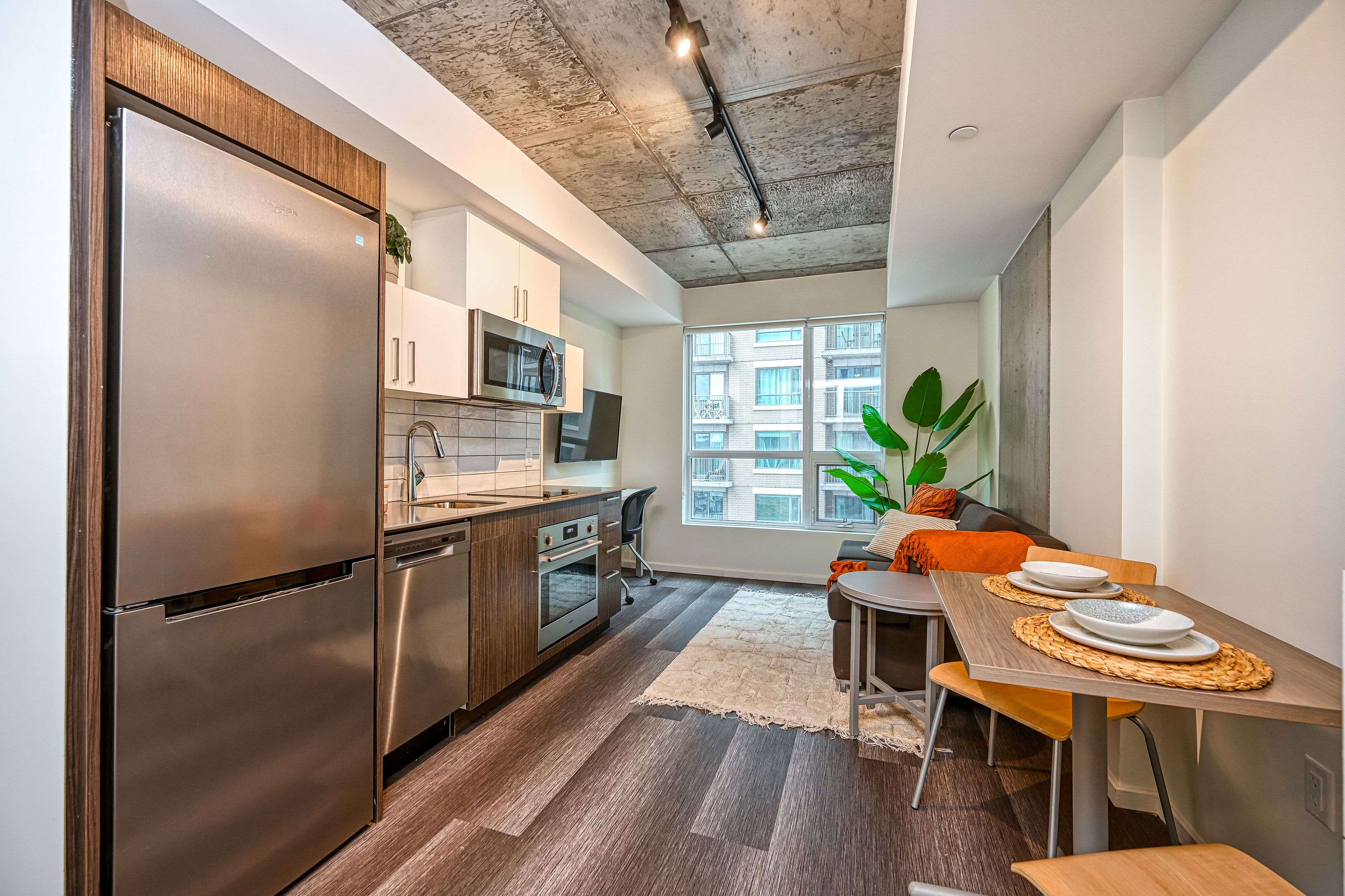 Lower Town - Sandy Hill, ON K1N 6A9,211 Besserer ST #1506