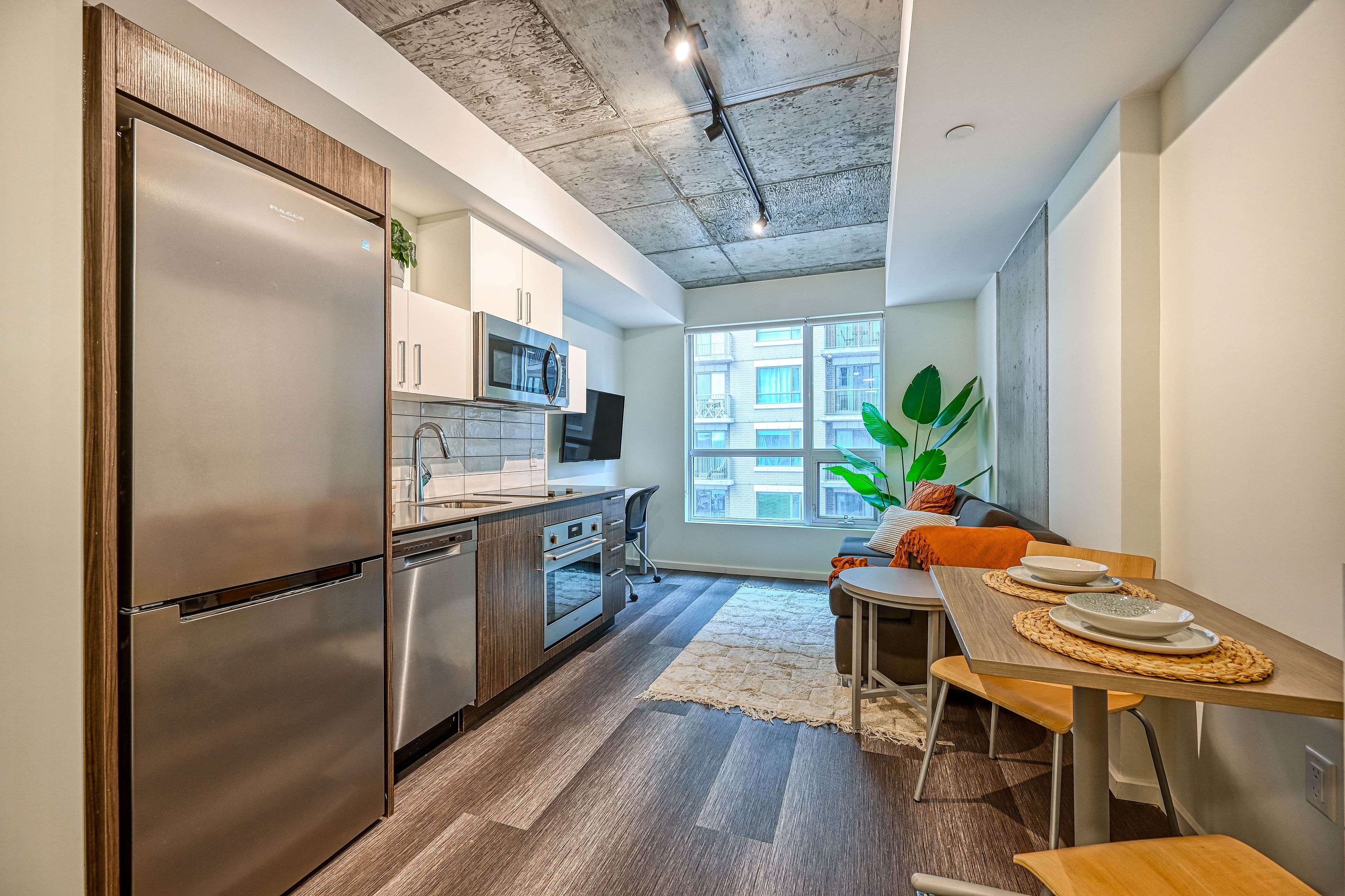 Lower Town - Sandy Hill, ON K1N 6A9,211 Besserer ST #1506