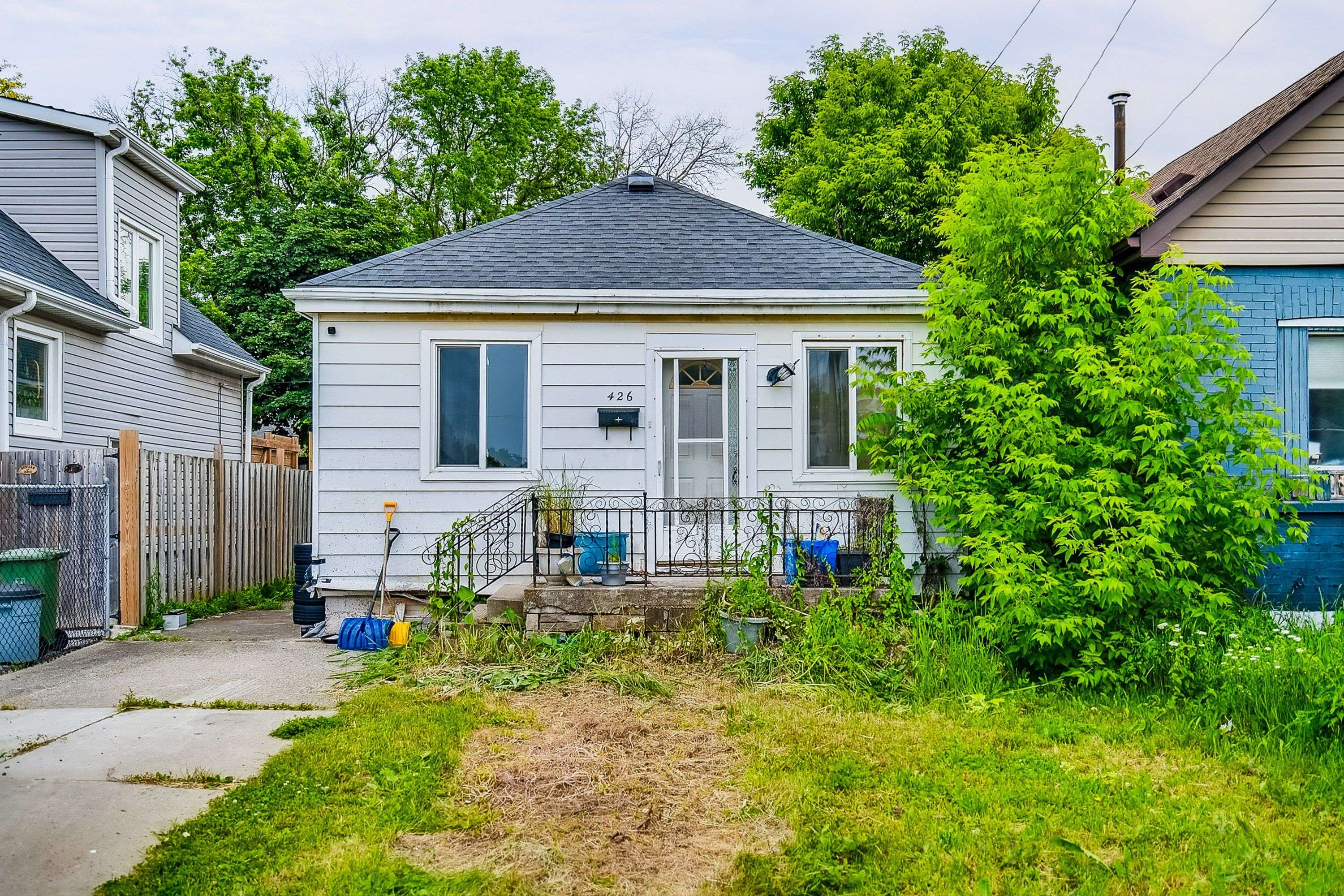 426 Osborne ST, Hamilton, ON L8H 6S9