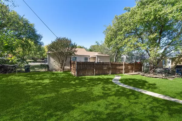 Fort Worth, TX 76105,3109 S Wesleyan Drive