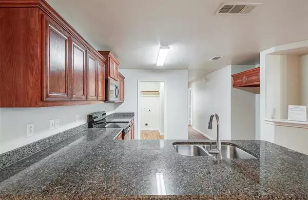 Crowley, TX 76036,456 Canvas Court