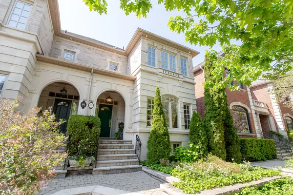 68 Mathersfield DR, Toronto C09, ON M4W 3W5