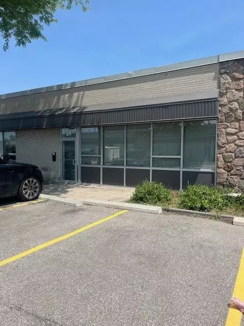 Toronto W06, ON M8Z 1B3,24 Torlake CRES