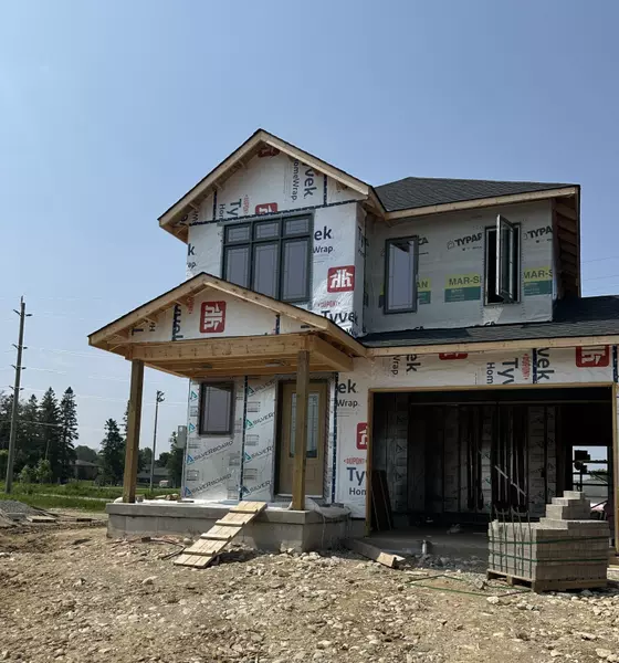 544 Newfoundland ST, Wellington North, ON N0G 2L2