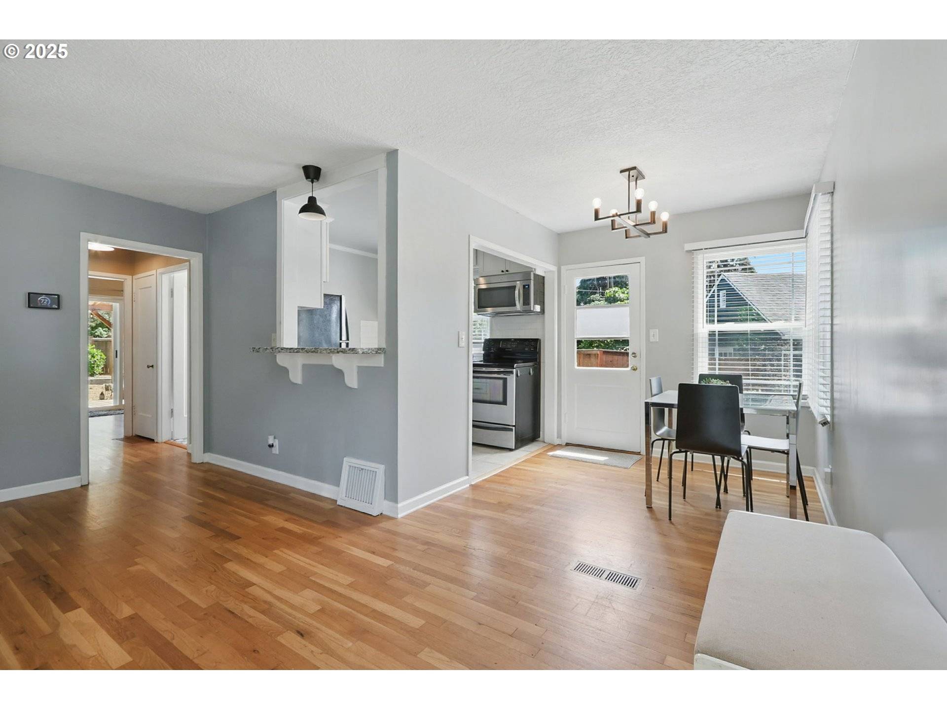 Vancouver, WA 98660,711 NW 41ST ST