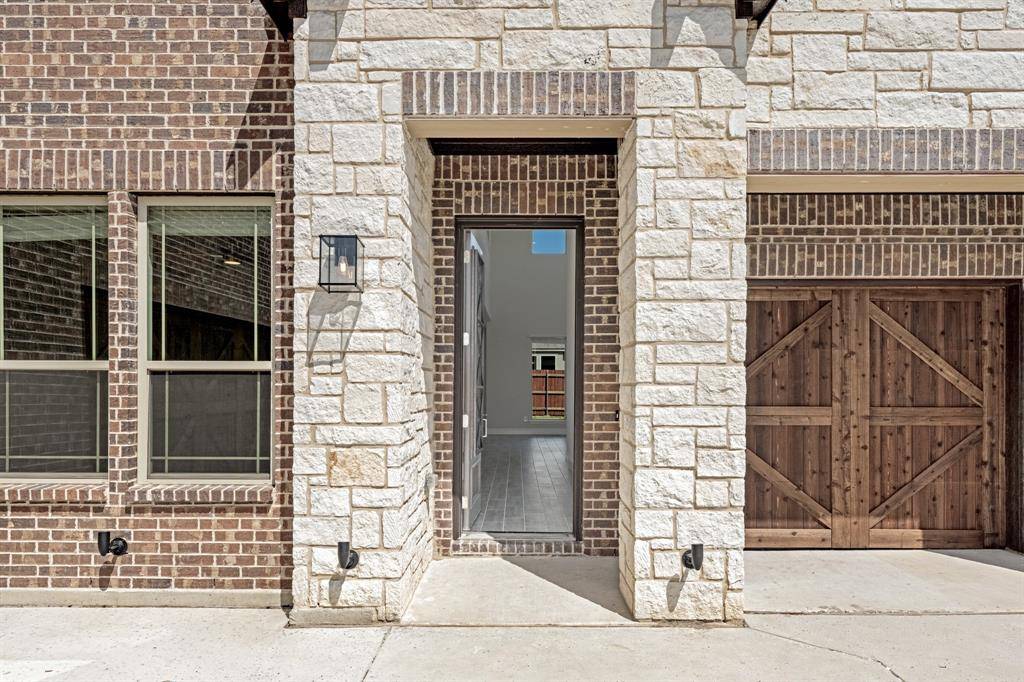 Waxahachie, TX 75165,329 Sparkling Springs Drive