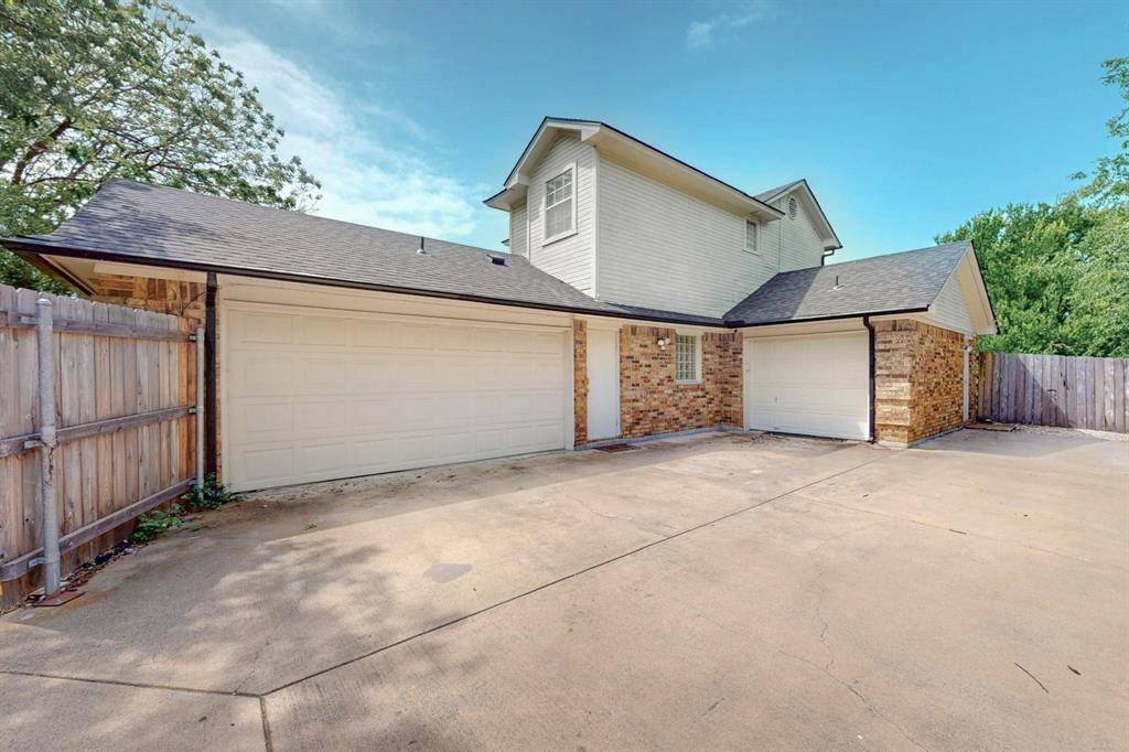 Fort Worth, TX 76179,8701 Glen Hollow Drive
