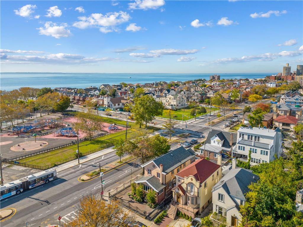 Brooklyn, NY 11235,194 Falmouth ST