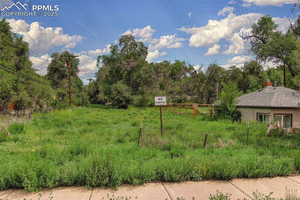 2118 E St Vrain ST, Colorado Springs, CO 80909