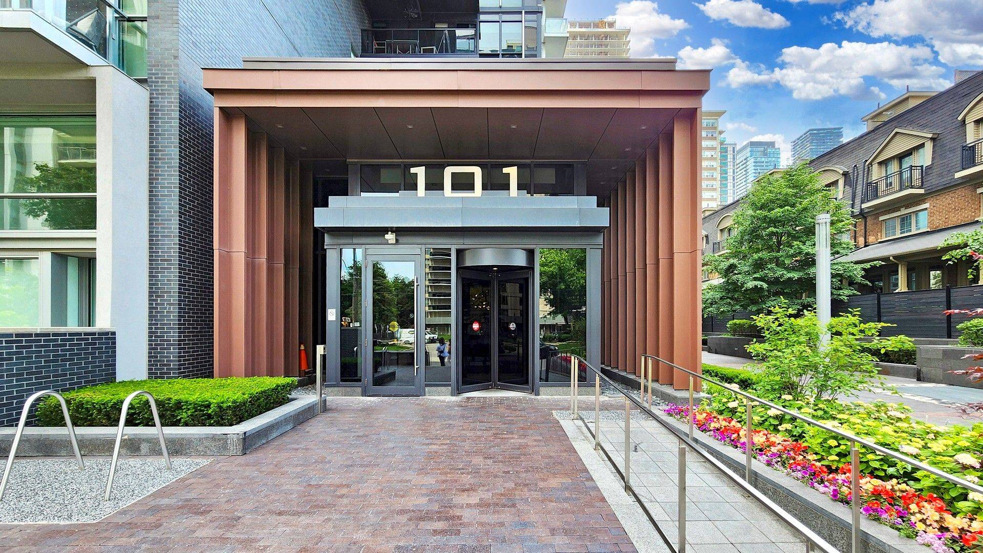 101 Erskine AVE #1404, Toronto C10, ON M4P 0C5