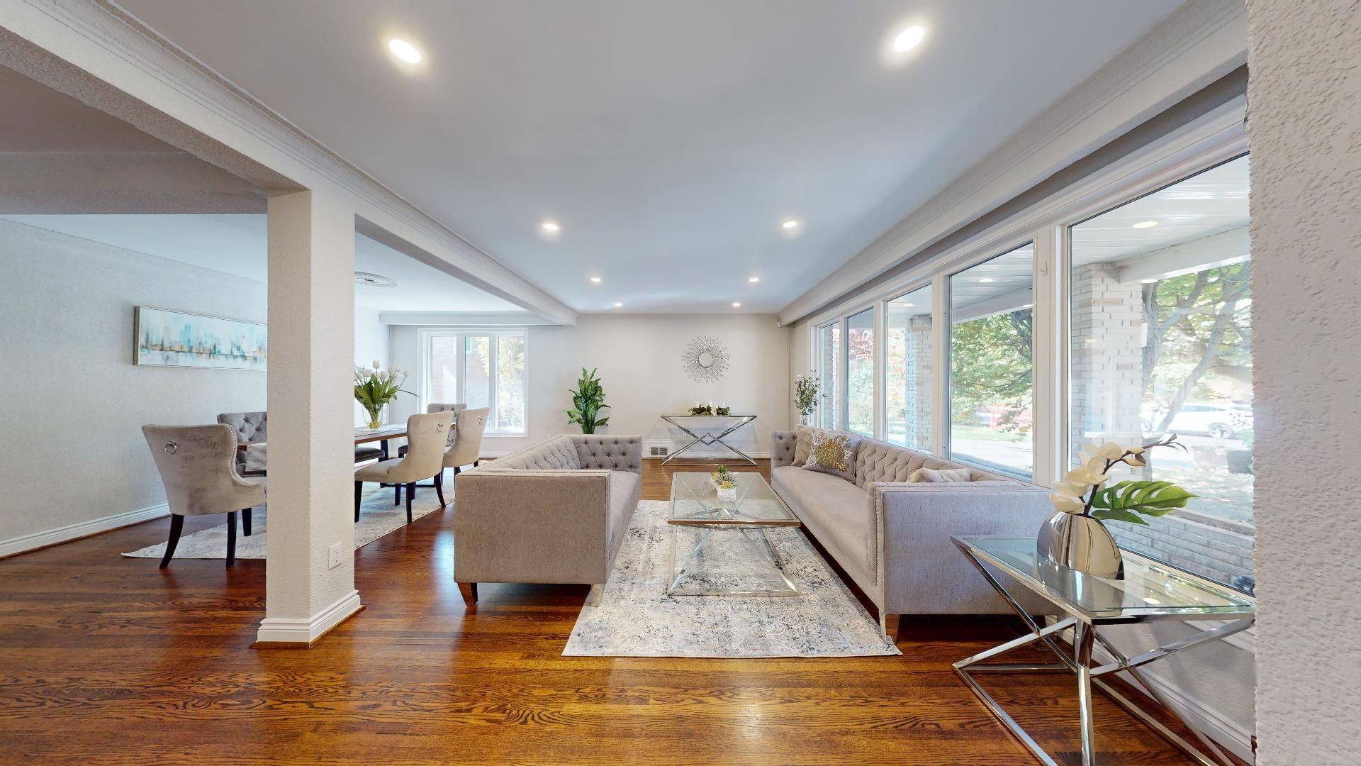 Toronto C07, ON M2R 1A4,23 Christine CRES