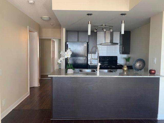Toronto E09, ON M1P 0B4,25 Town Centre CT #N2607