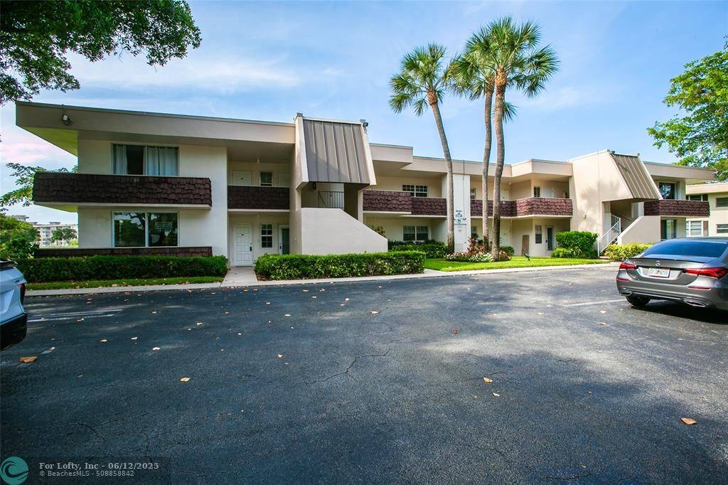 2601 S Palm Aire Dr  #212, Pompano Beach, FL 33069