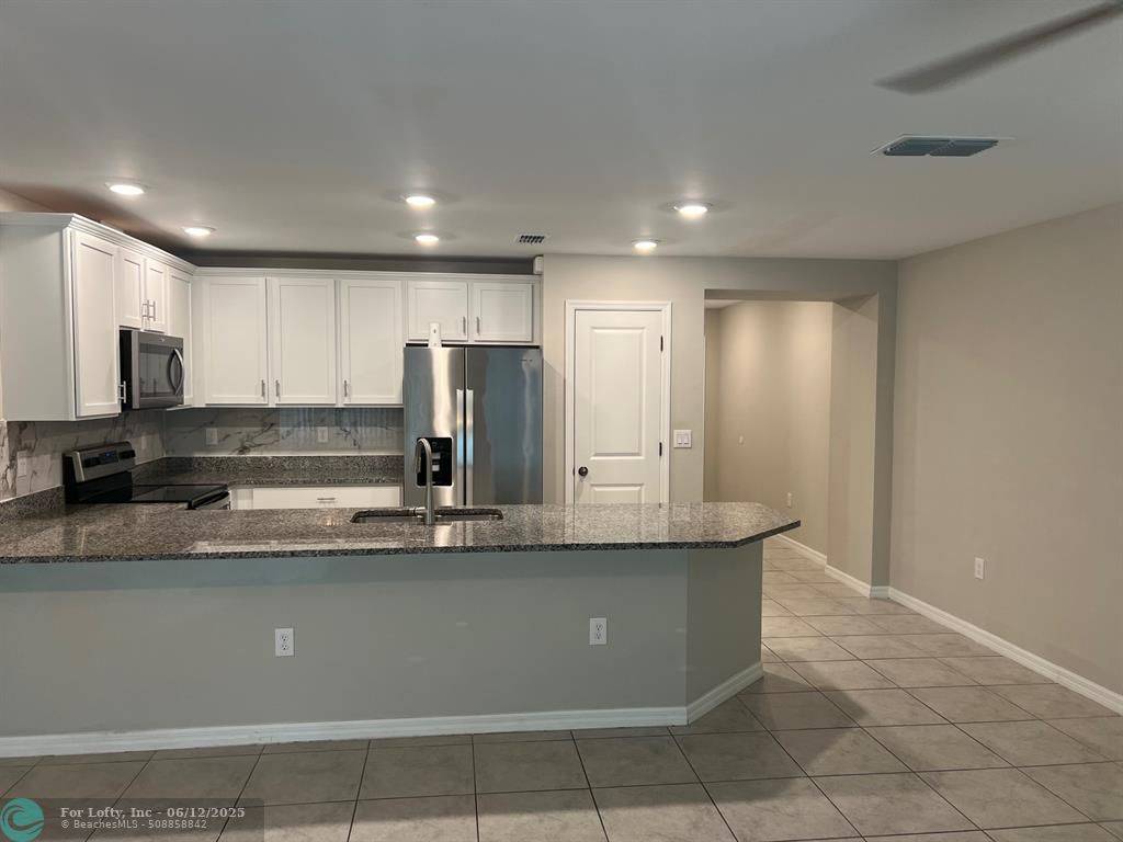 North Fort Myers, FL 33917,6340 Brant Bay Blvd