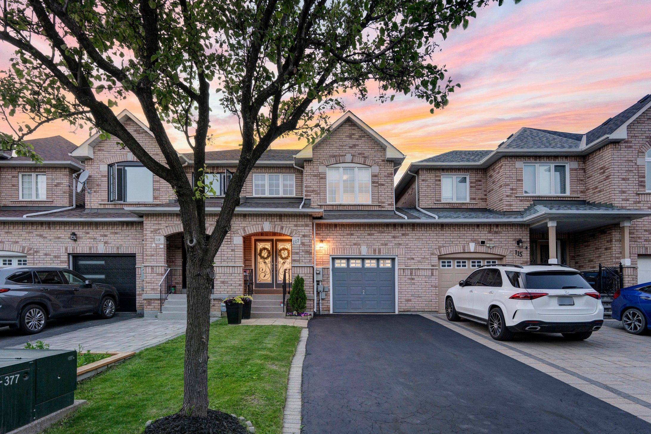117 Gianmarco WAY, Vaughan, ON L6A 3J2