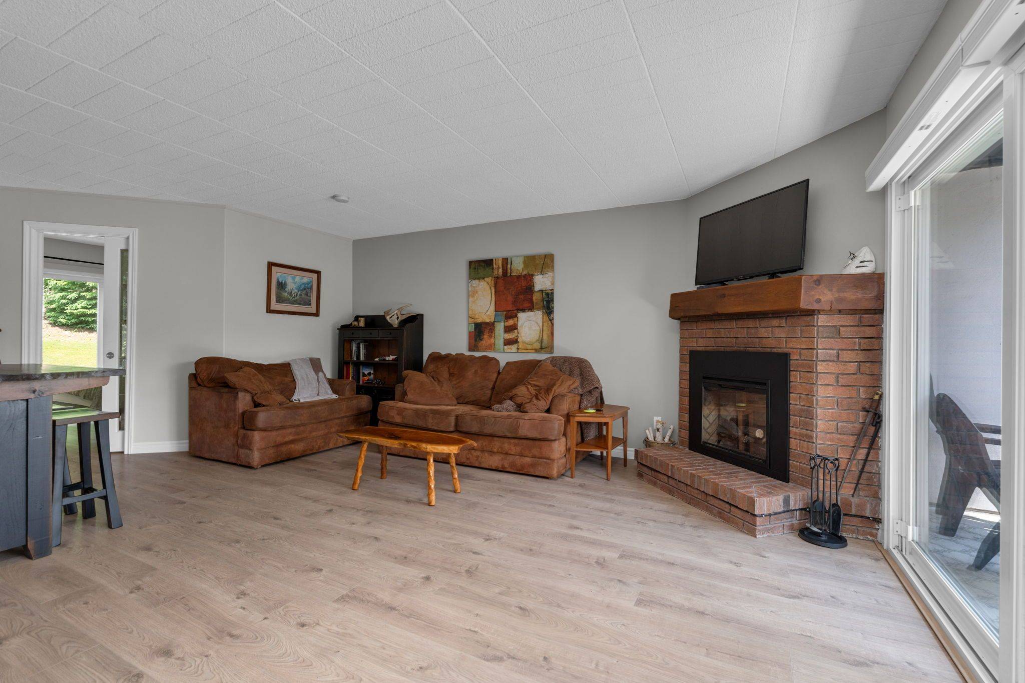Oro-medonte, ON L4M 4Y8,1102 Horseshoe Valley RD W #216