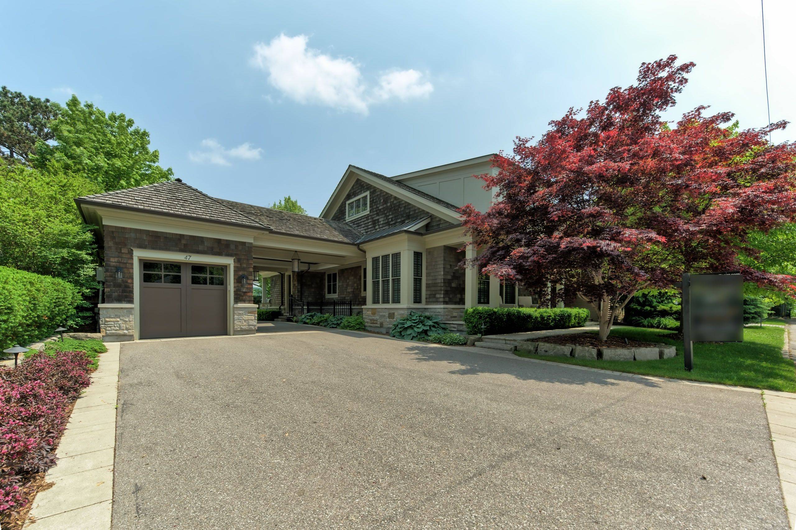 Oakville, ON L6J 3M7,47 Allan ST