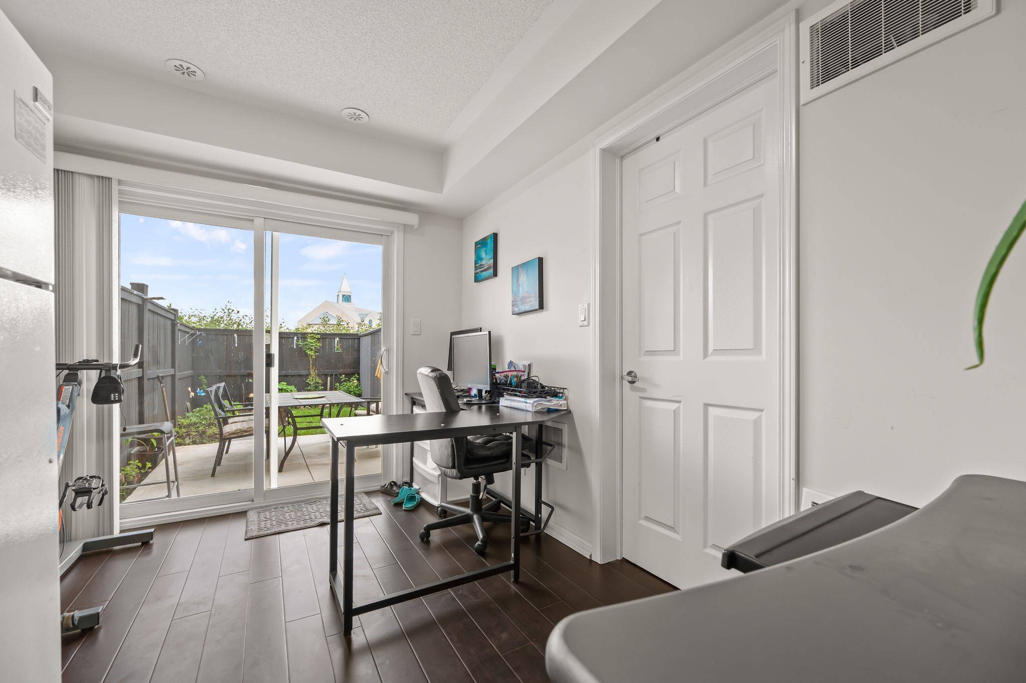Brampton, ON L7A 0X8,37 Vanhorne Close