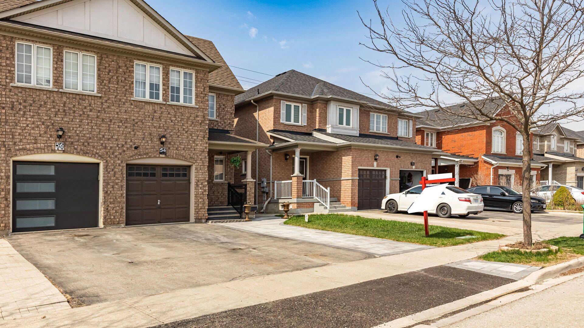 Brampton, ON L6P 0Z3,54 Amethyst CIR