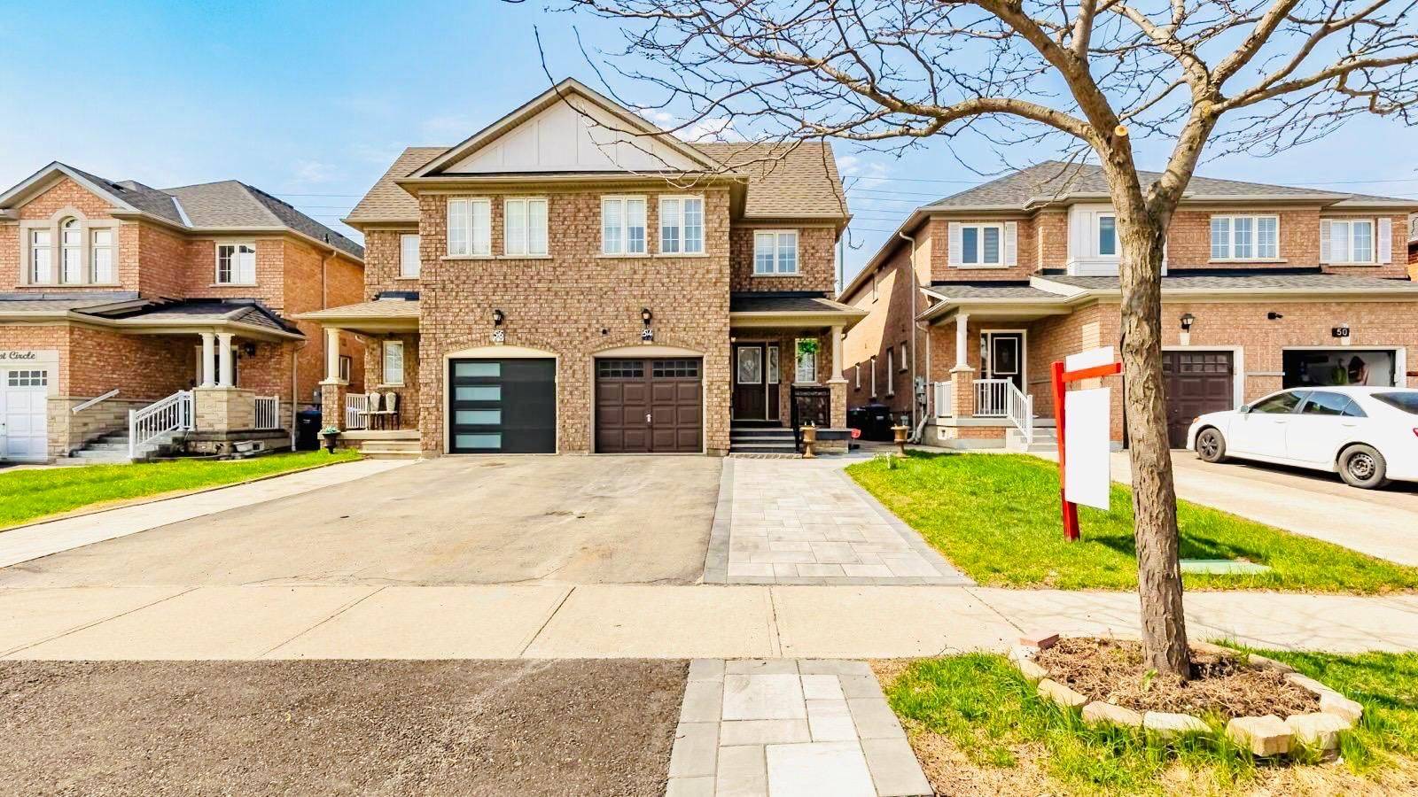 54 Amethyst CIR, Brampton, ON L6P 0Z3