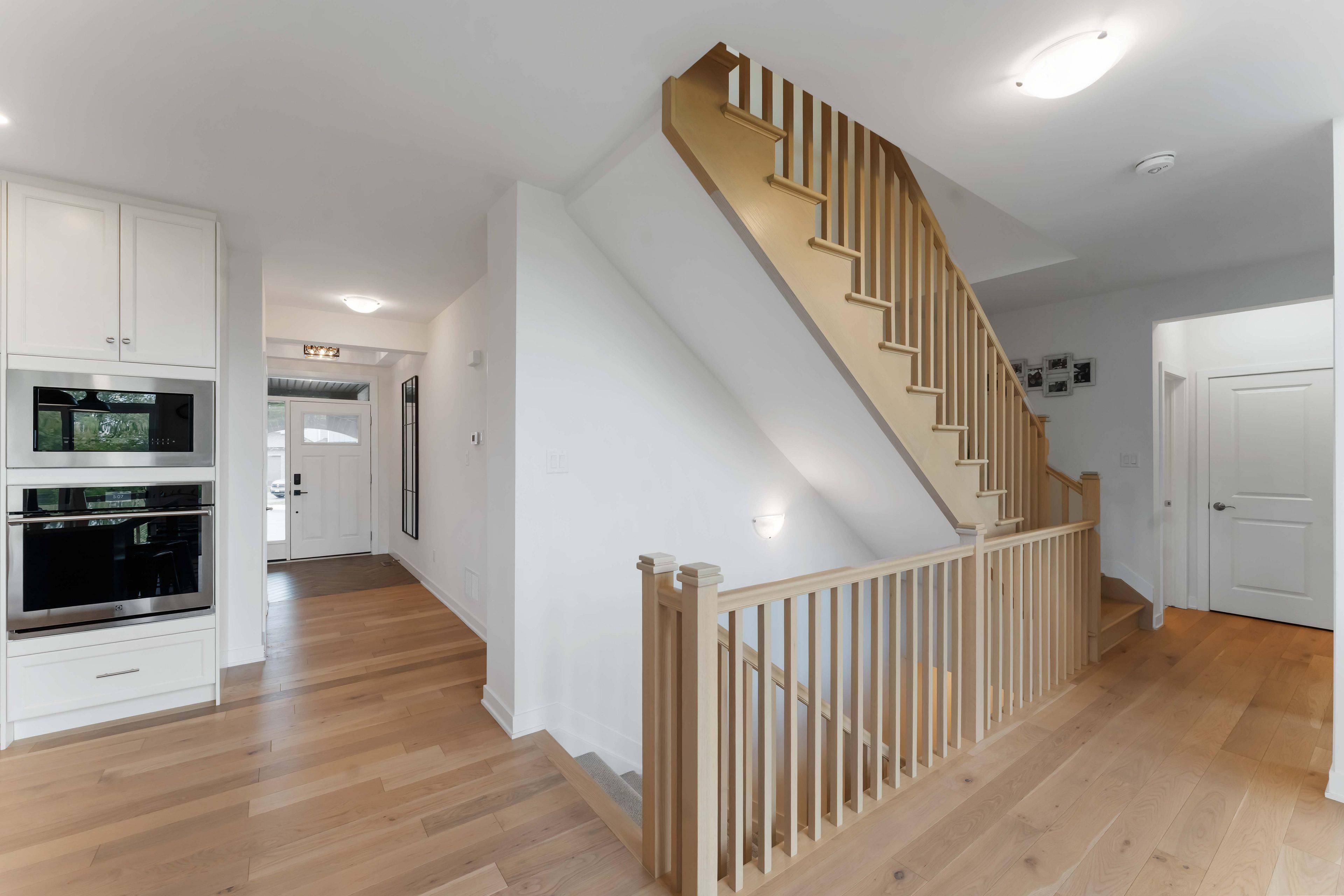 Stittsville - Munster - Richmond, ON K0A 2Z0,707 Kirkham CRES