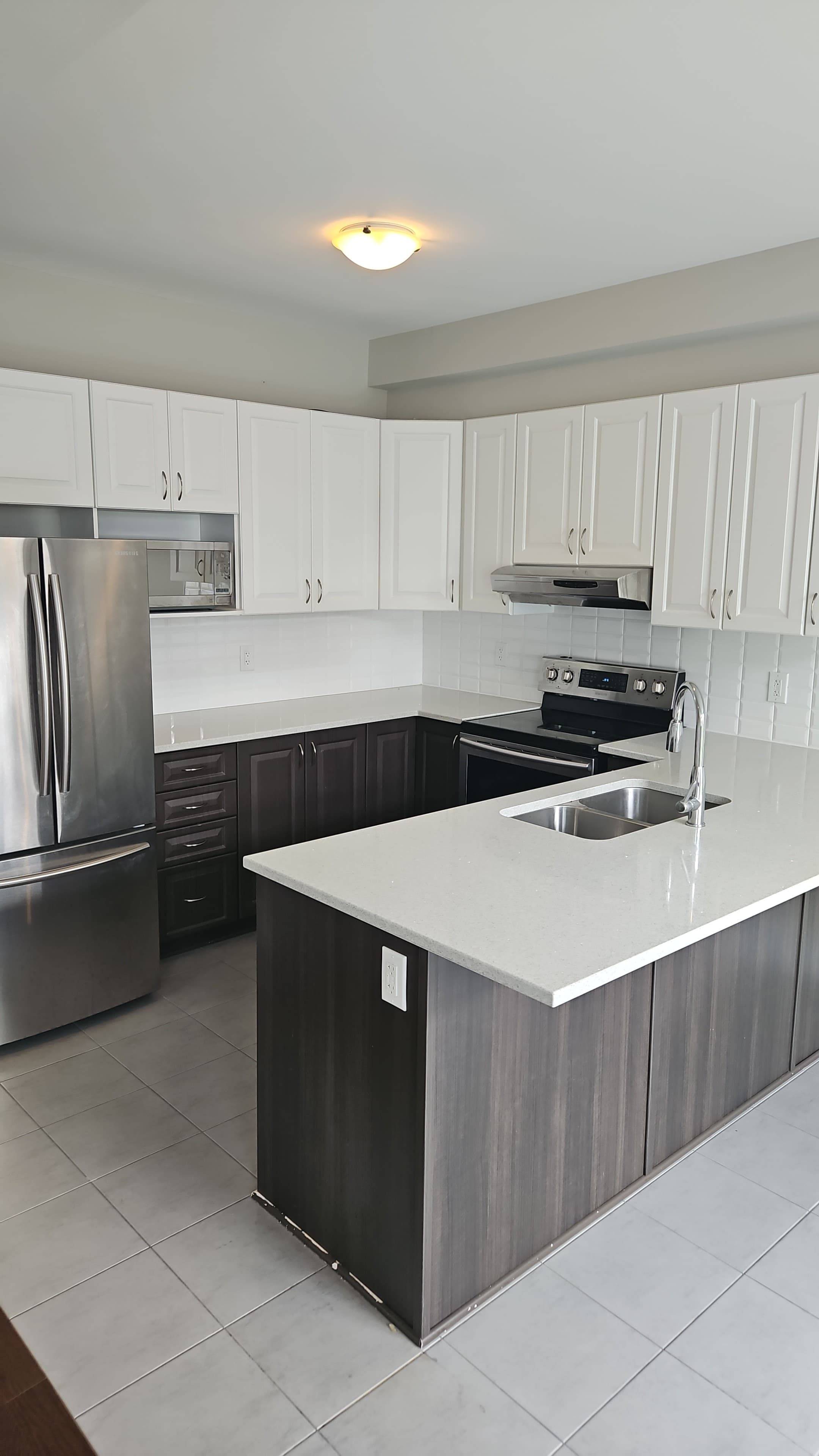 Barrhaven, ON K2J 6H2,39 Knockaderry CRES