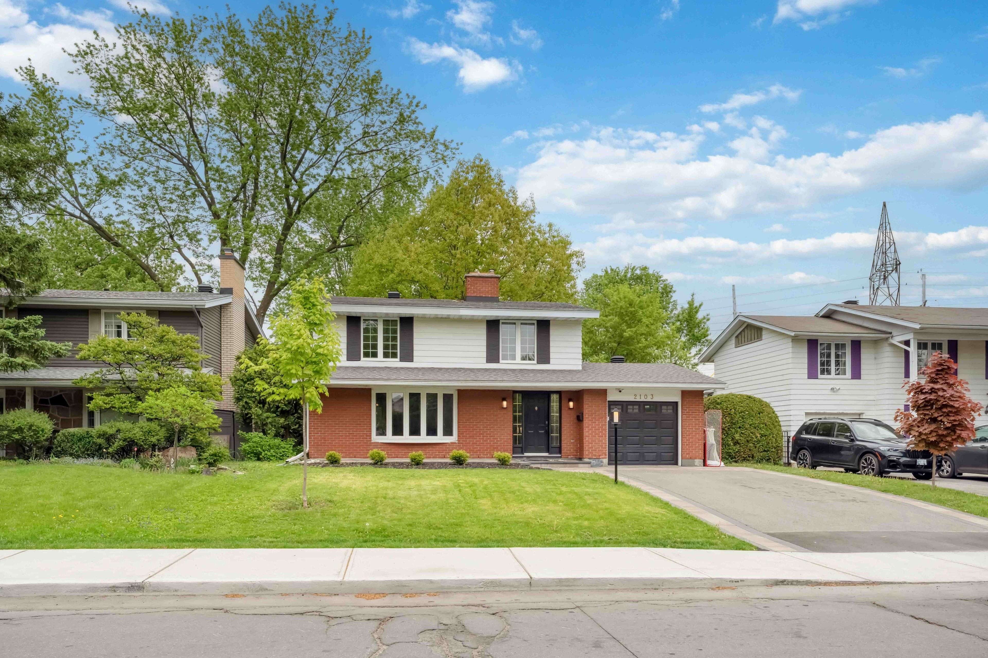Alta Vista And Area, ON K1H 5P6,2103 Delmar DR
