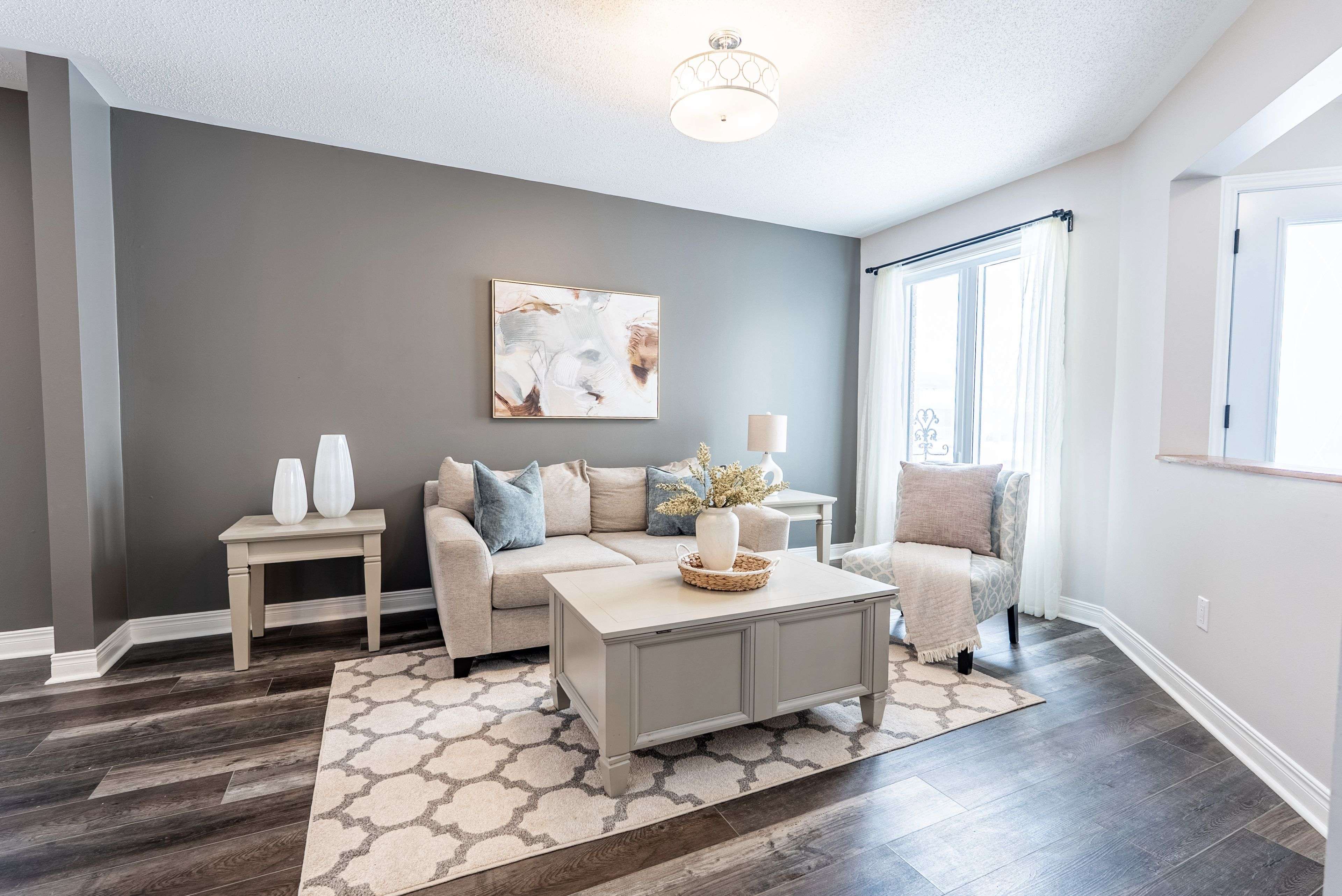 Barrhaven, ON K2J 4K9,18 Avonhurst AVE