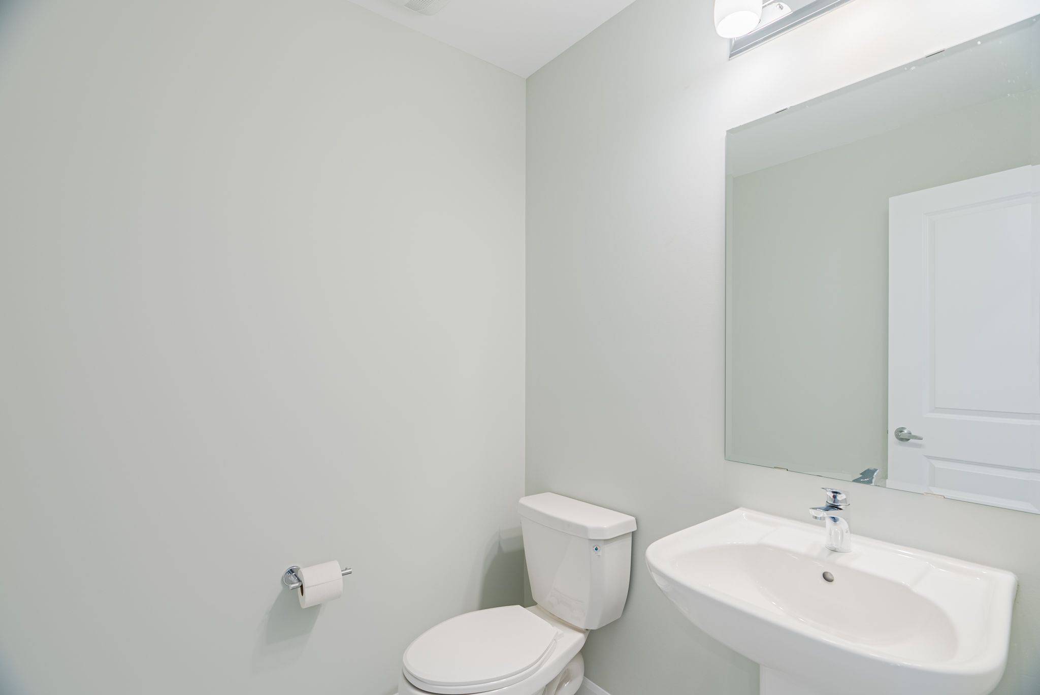 Kanata, ON K2W 0K8,96 Osler ST E