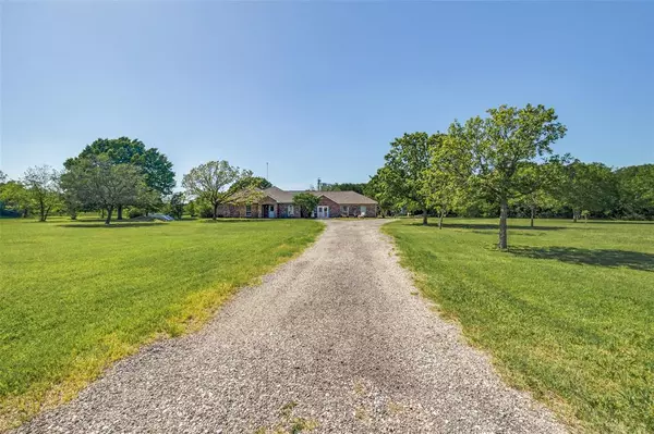 2353 Countryside Drive,  Denton,  TX 76208