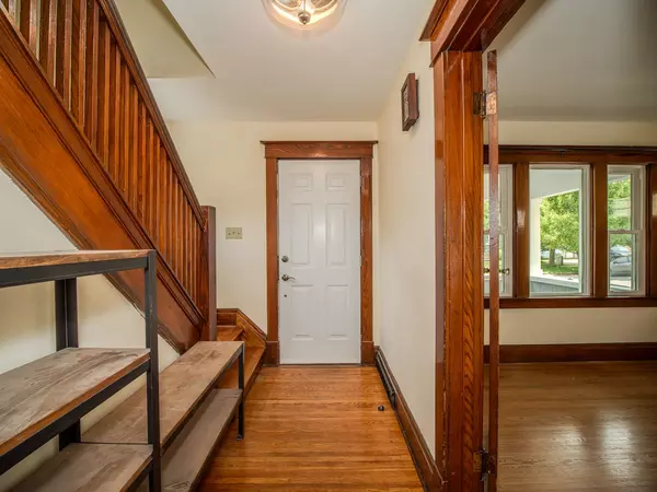 St. Catharines, ON L2R 6M2,62 Thomas ST