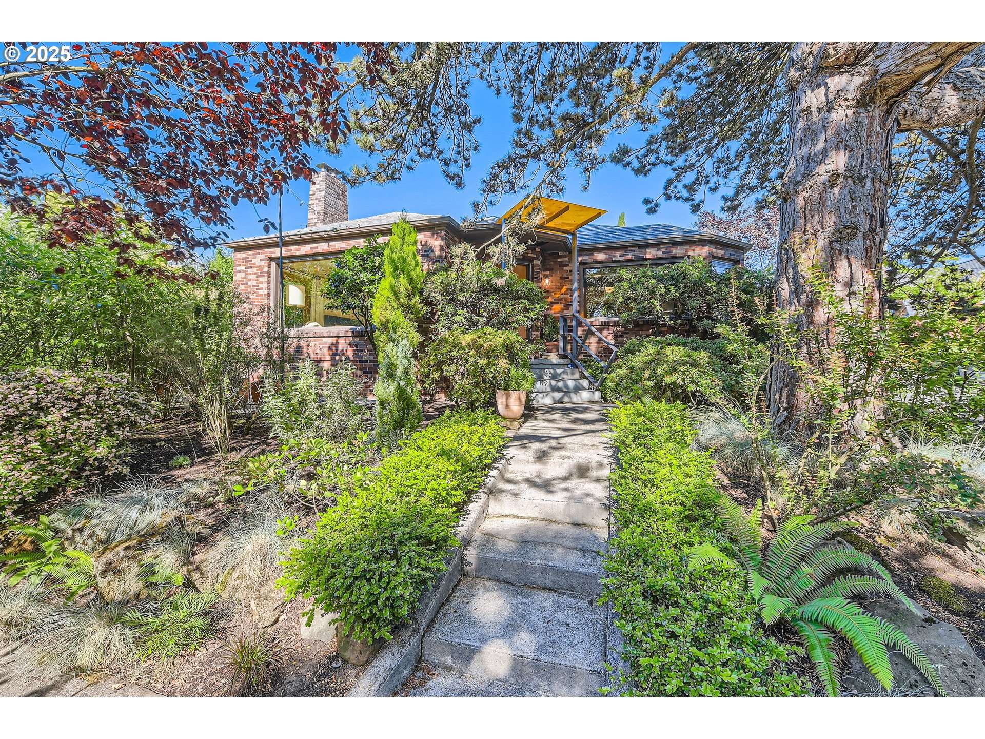 Portland, OR 97214,1834 SE 20TH AVE