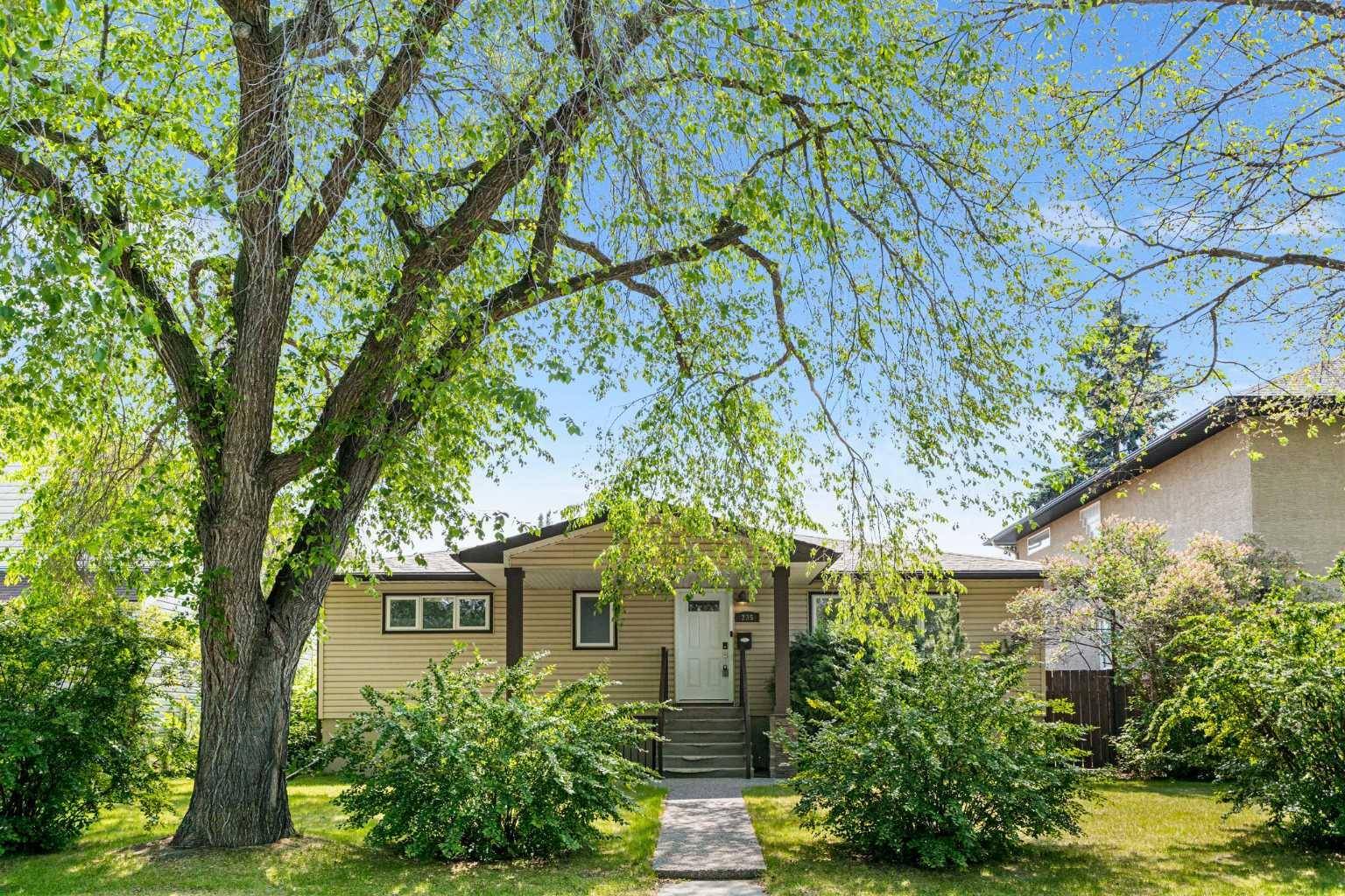 Calgary, AB T2M 2P3,235 31 AVE Northwest