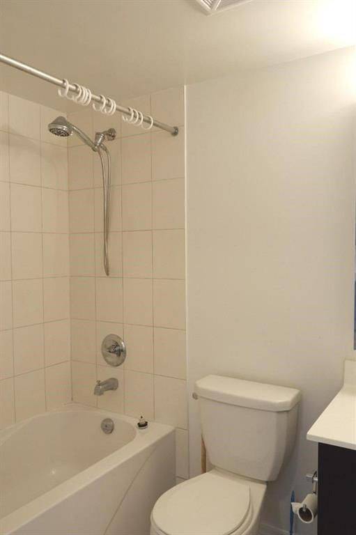 Toronto E09, ON M1P 4Y7,50 Town Centre CT #2509