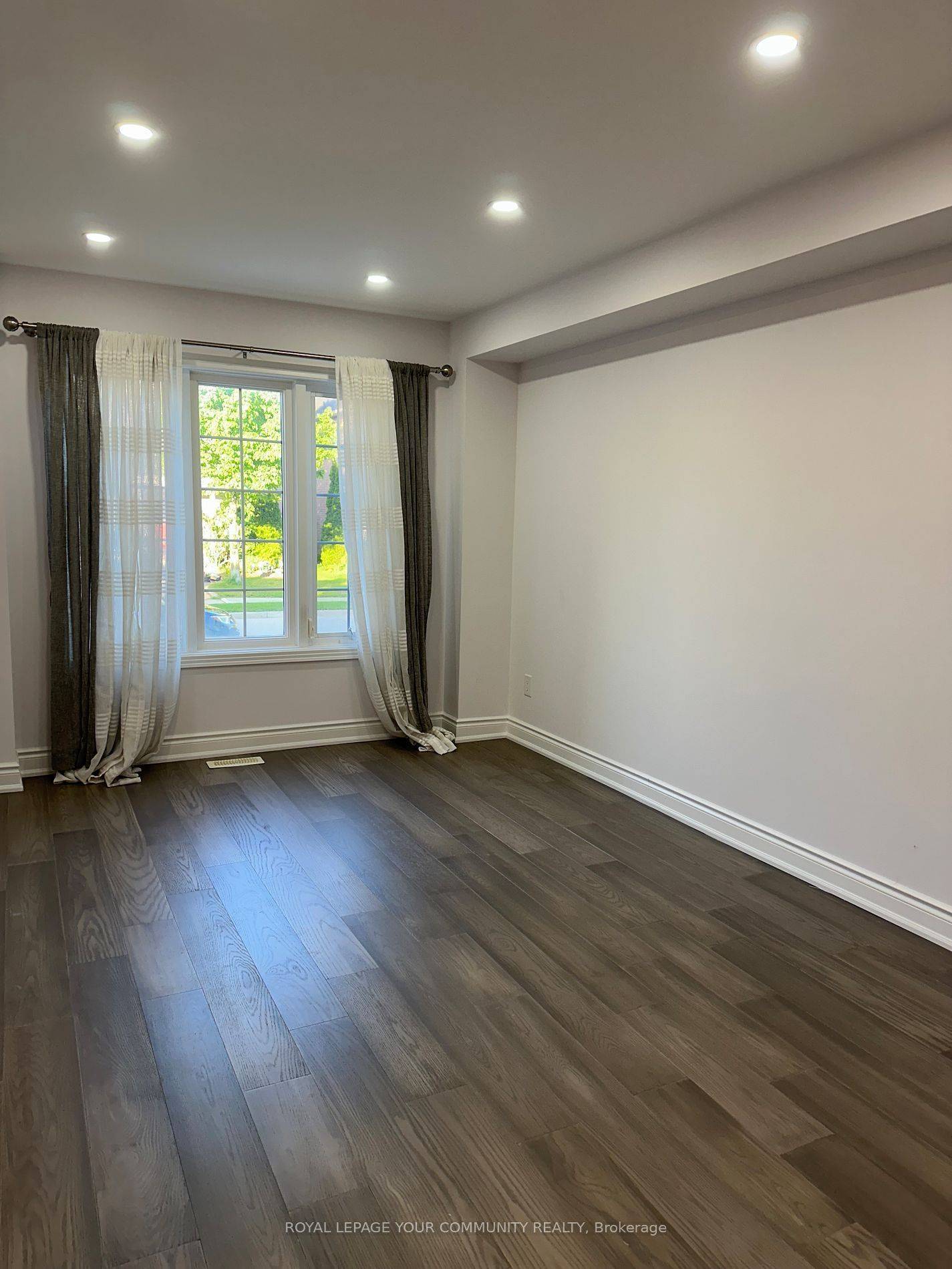 Newmarket, ON L3X 2B3,86 Beare TRL