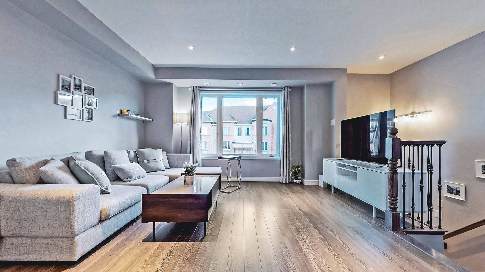 Mississauga, ON L5M 0P5,3050 Erin Centre BLVD #174
