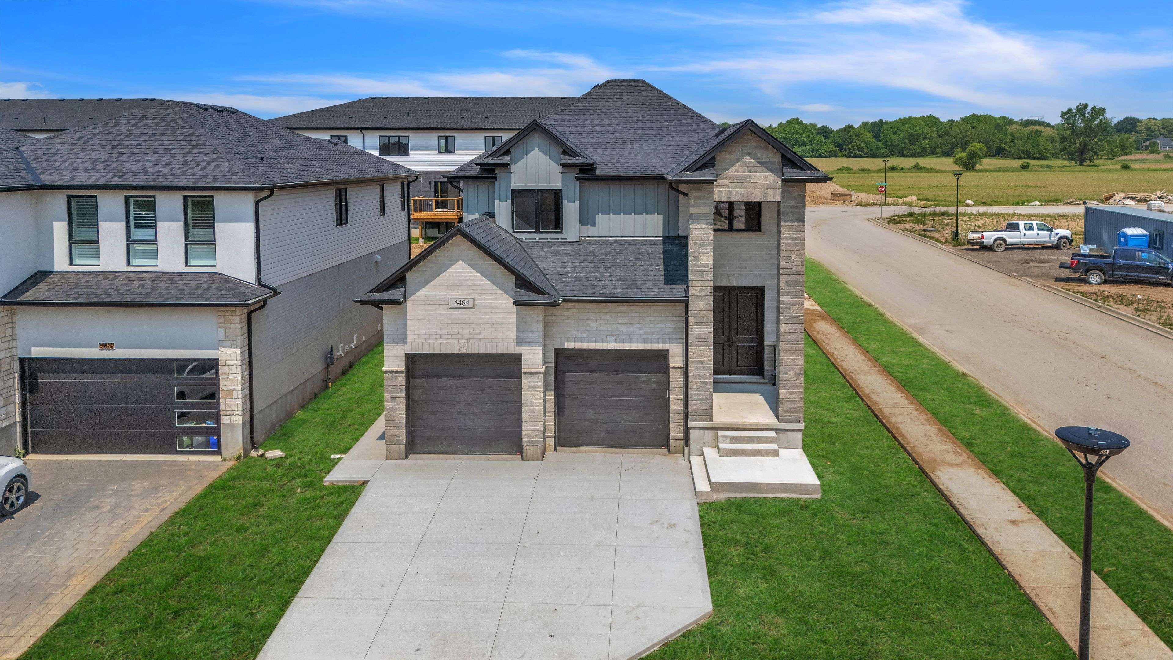London South, ON N6P 0J7,6484 Heathwoods AVE