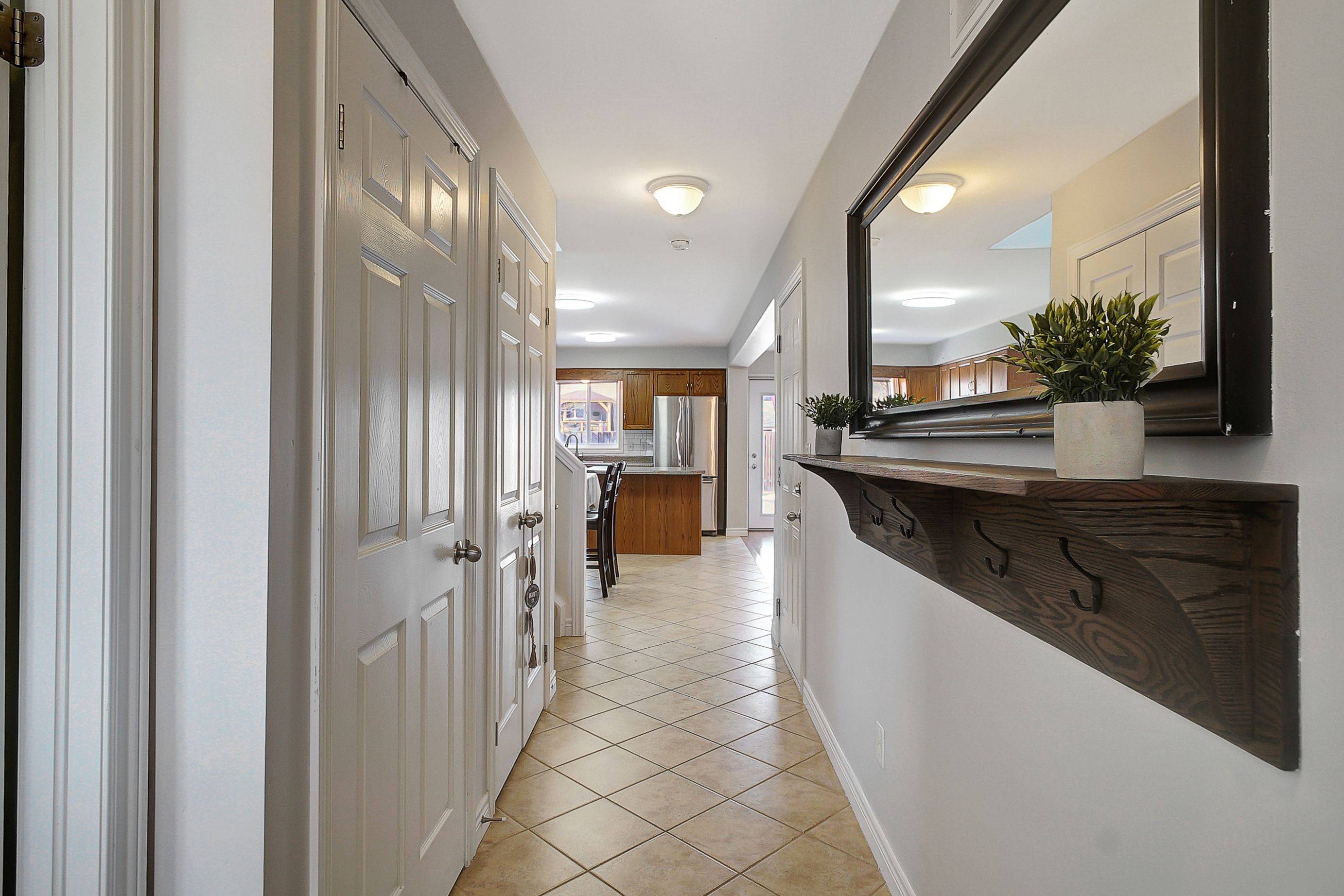 North Dumfries, ON N0B 1E0,328 VINCENT DR