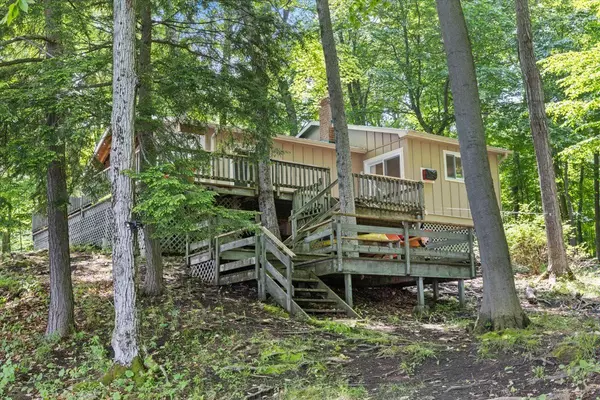 6296 Big Rideau RD, Rideau Lakes, ON K0G 1V0
