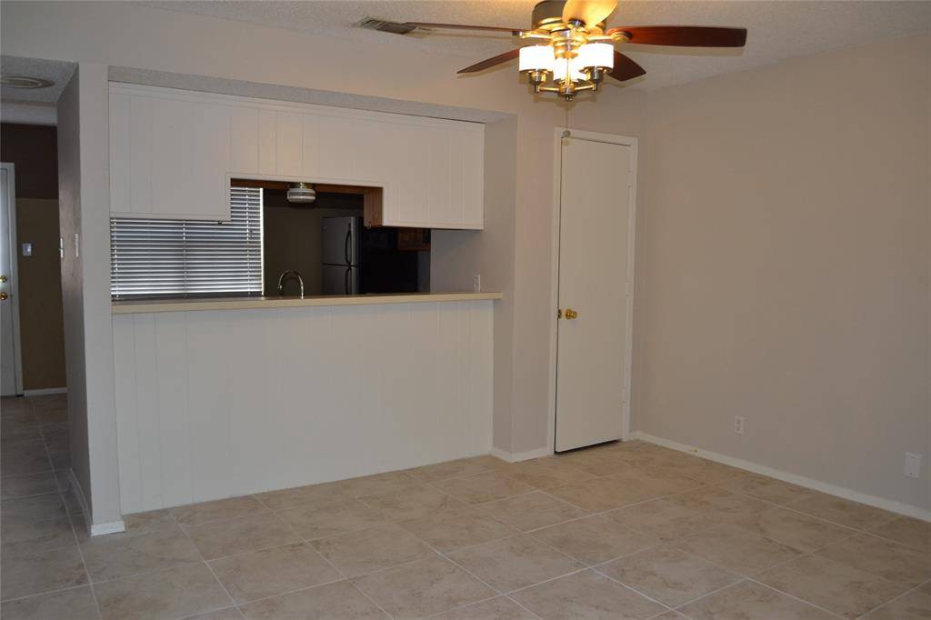 Denton, TX 76201,716 W Mulberry Street #5A