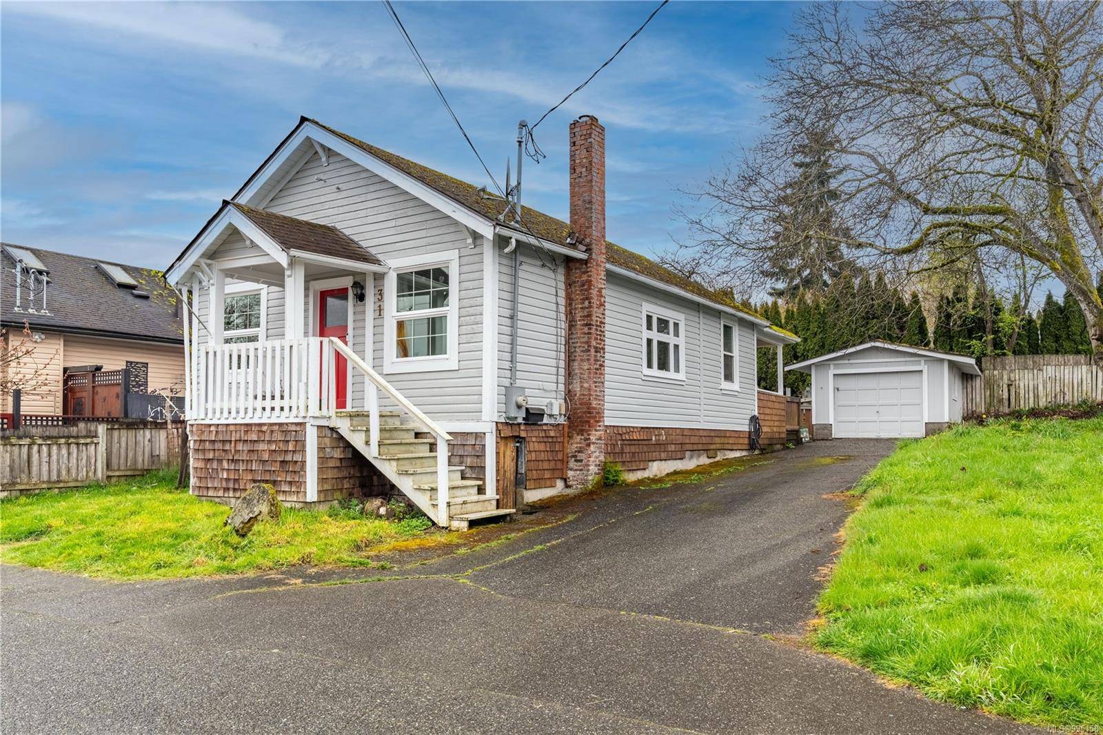 31 Gillespie St, Nanaimo, BC V9R 4Y2