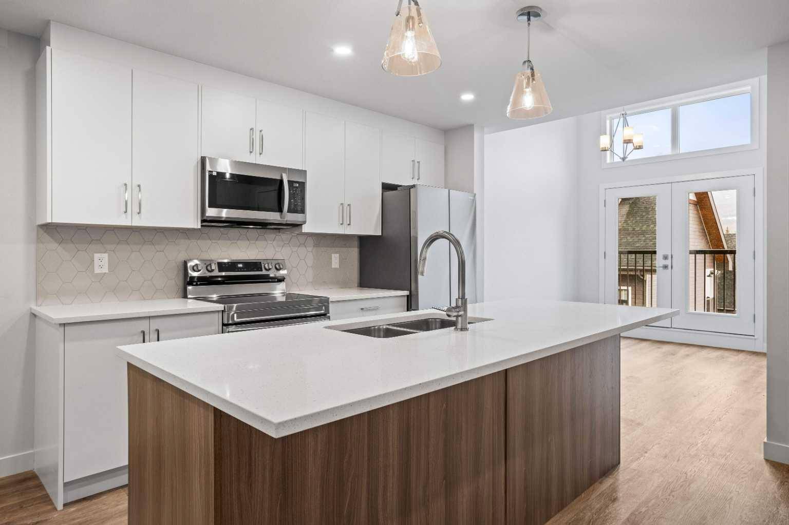 750 Harvie Heights RD #311,  Harvie Heights,  AB T1W2W2
