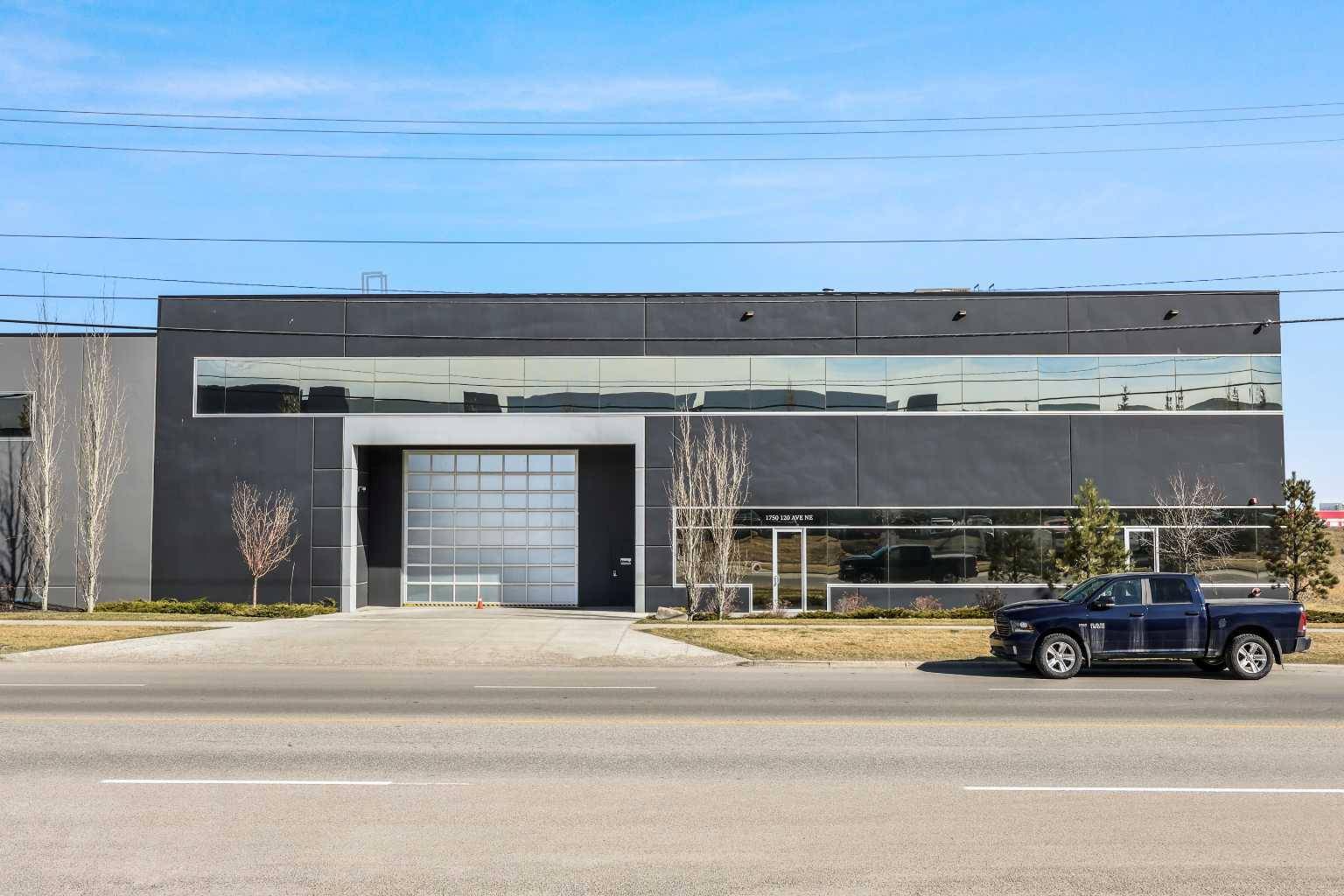 Calgary, AB T3K2G3,1750 120 AVE Northeast #41 & 43