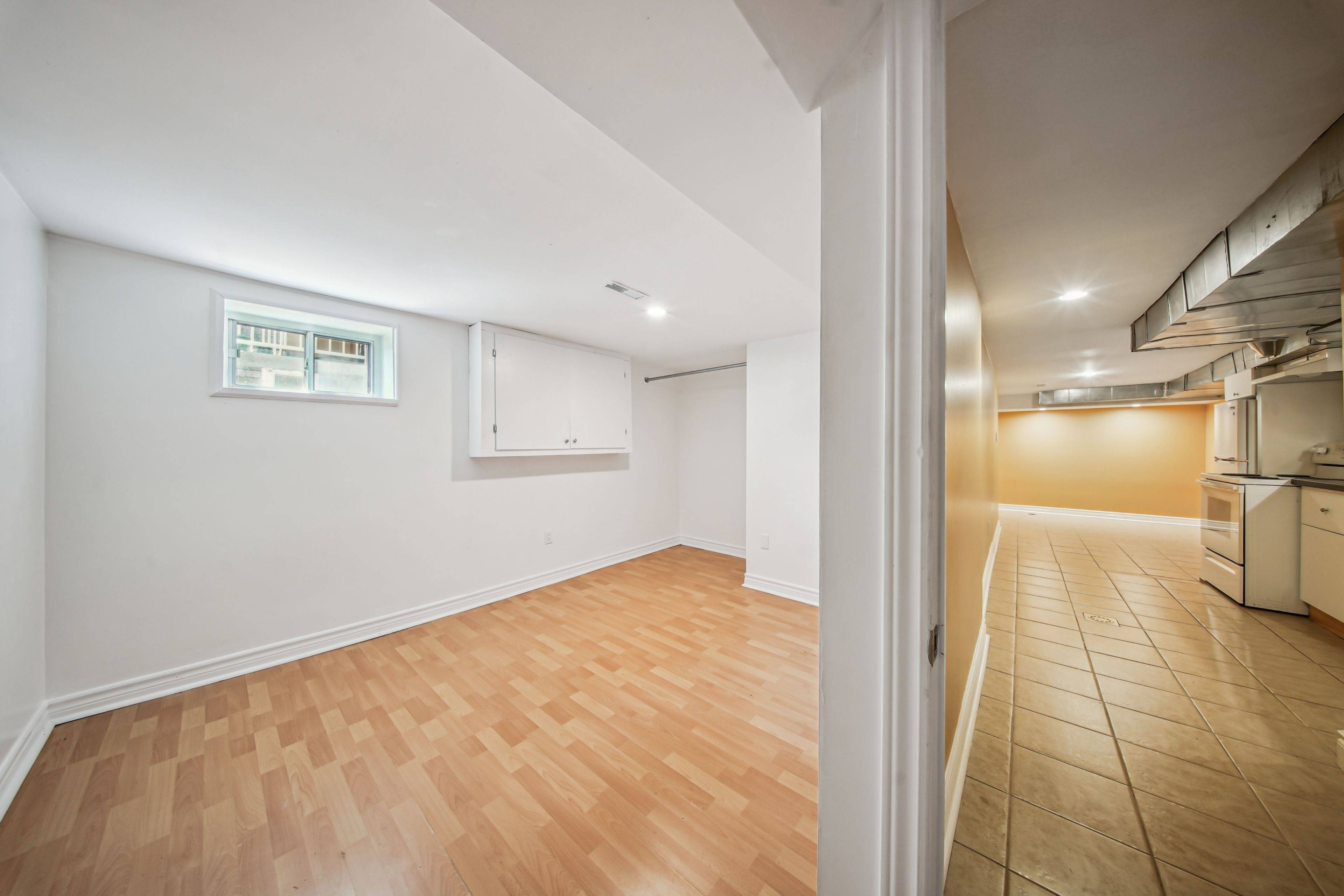 Toronto C01, ON M6J 3A3,282 Ossington AVE #BSMT