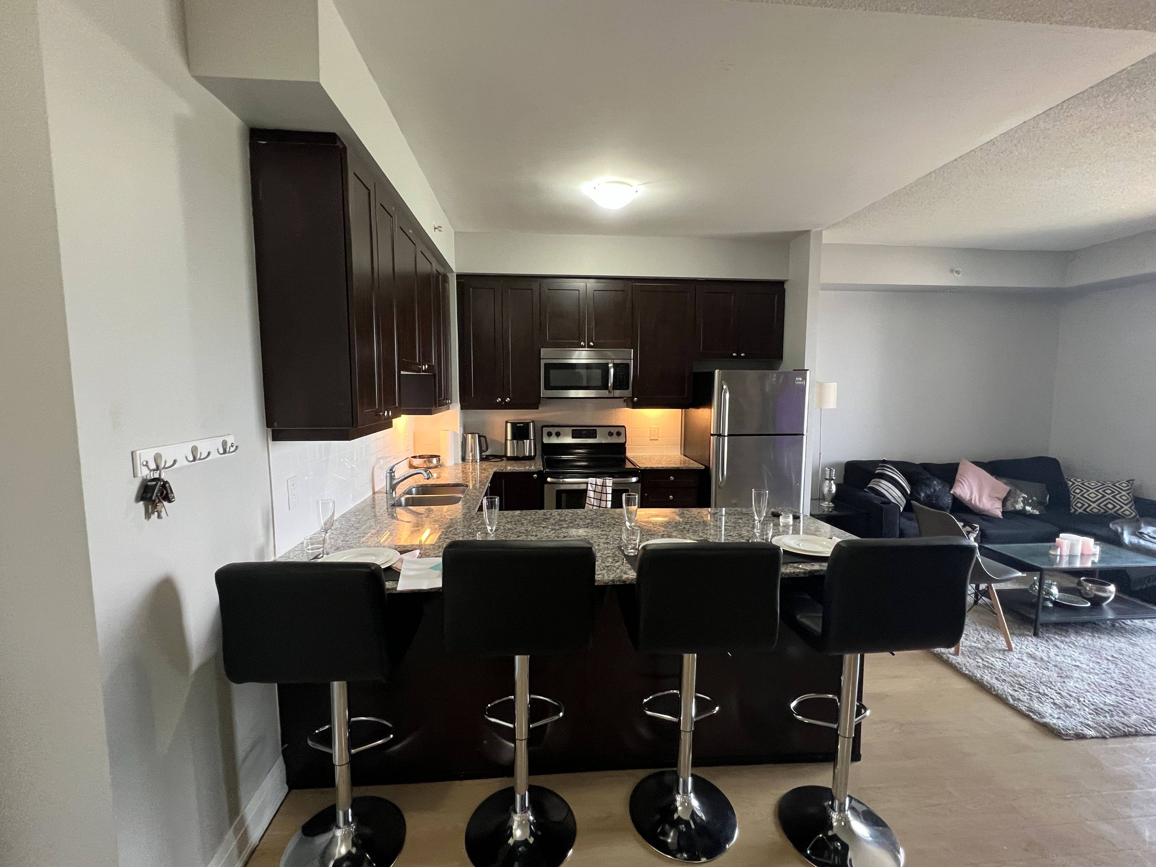 Vaughan, ON L4L 8C4,24 Woodstream BLVD #706