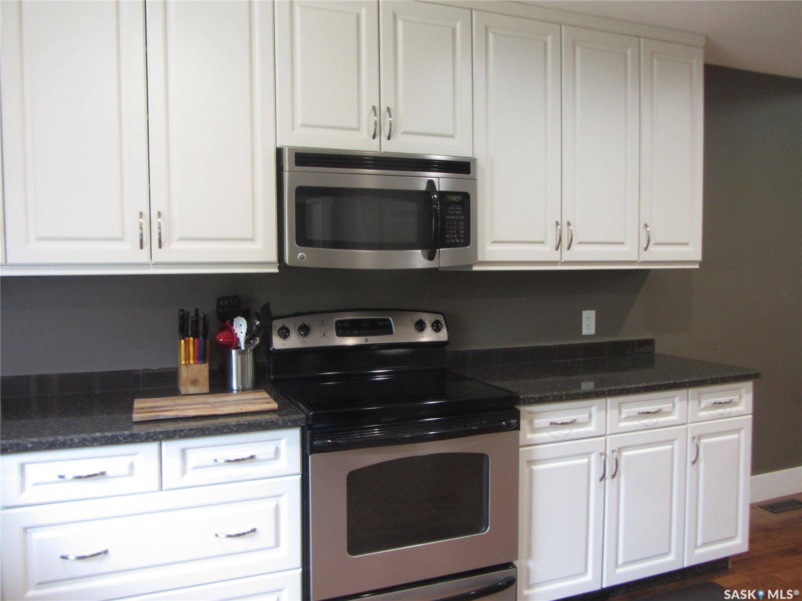 Saskatoon, SK S7H 1C9,902 6th STREET E