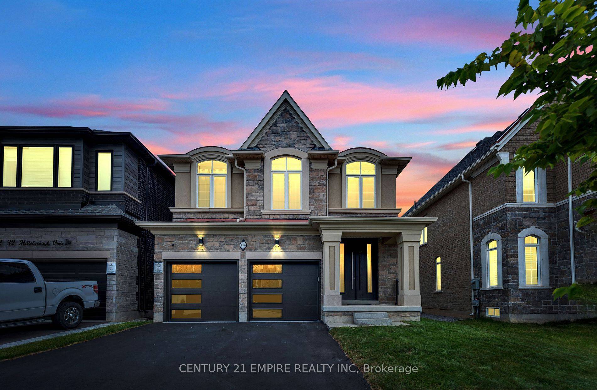 Oakville, ON L6H 3R1,4128 Hillsborough CRES