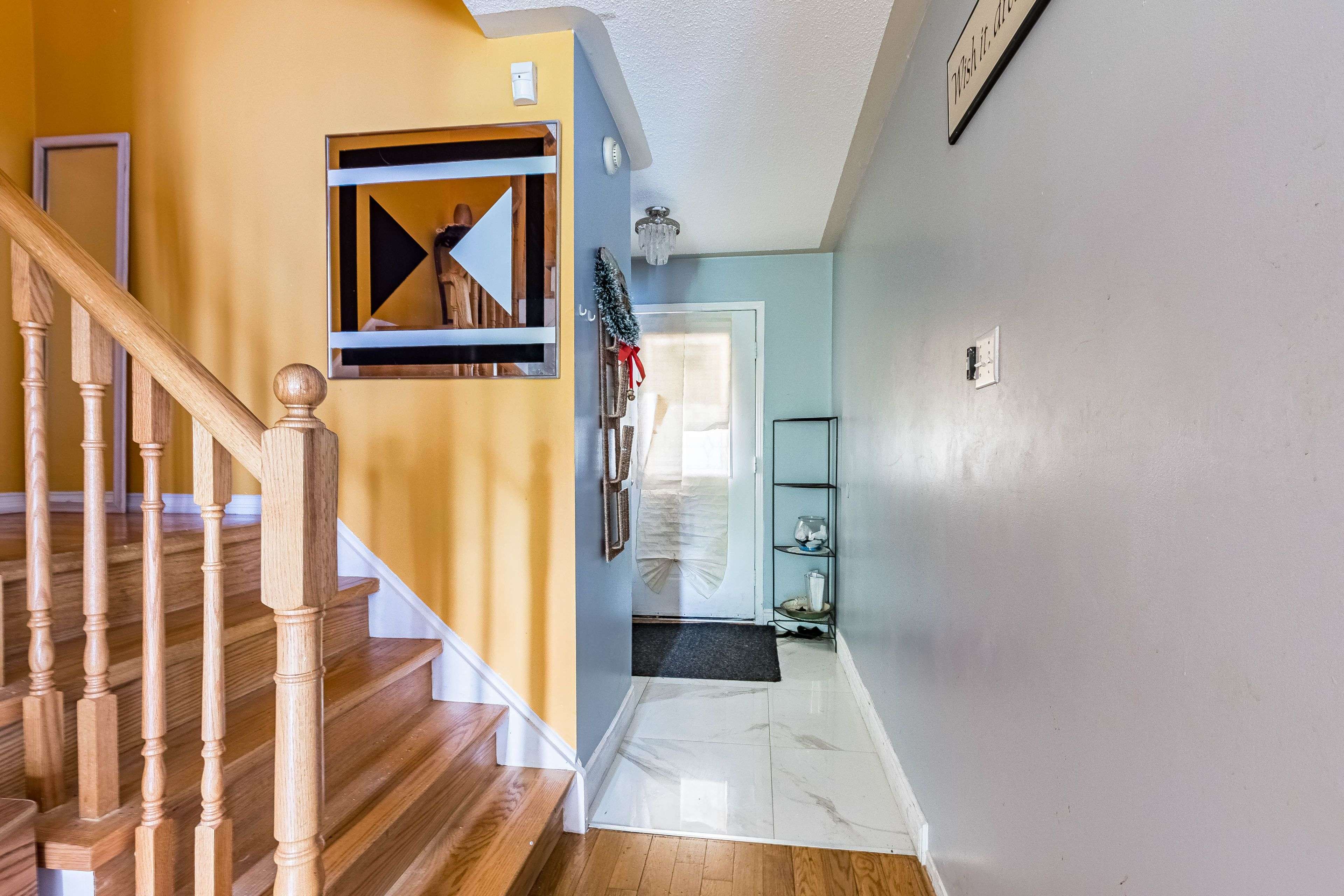 Brampton, ON L6R 1N8,13 Wickstead CT