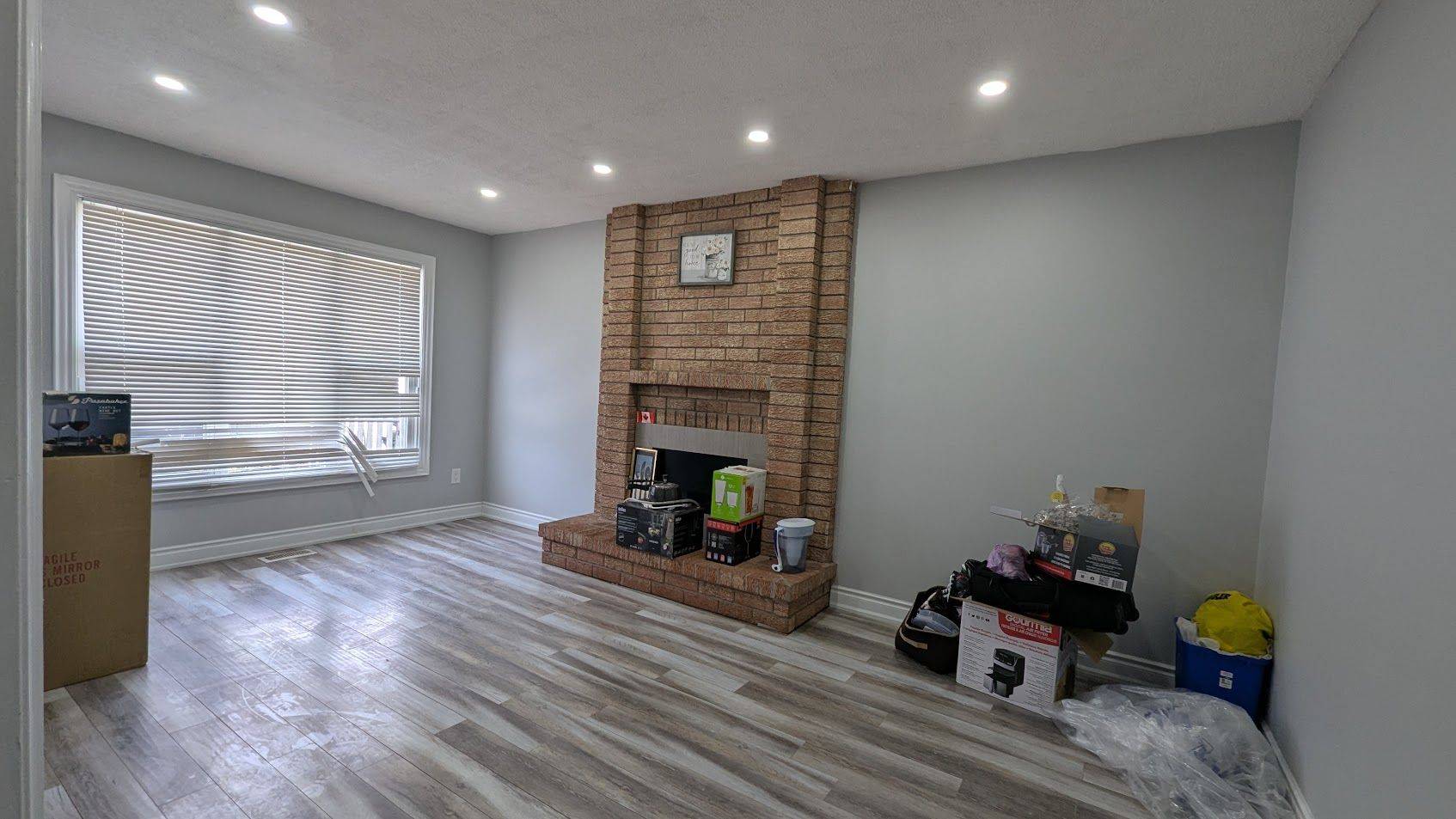 12 Oaklea BLVD, Brampton, ON L6Y 4G7