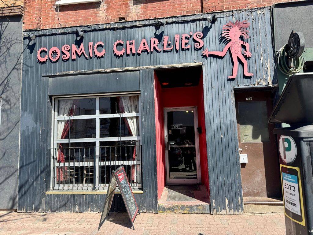 170 Charlotte ST, Peterborough Central, ON K9K 2L8